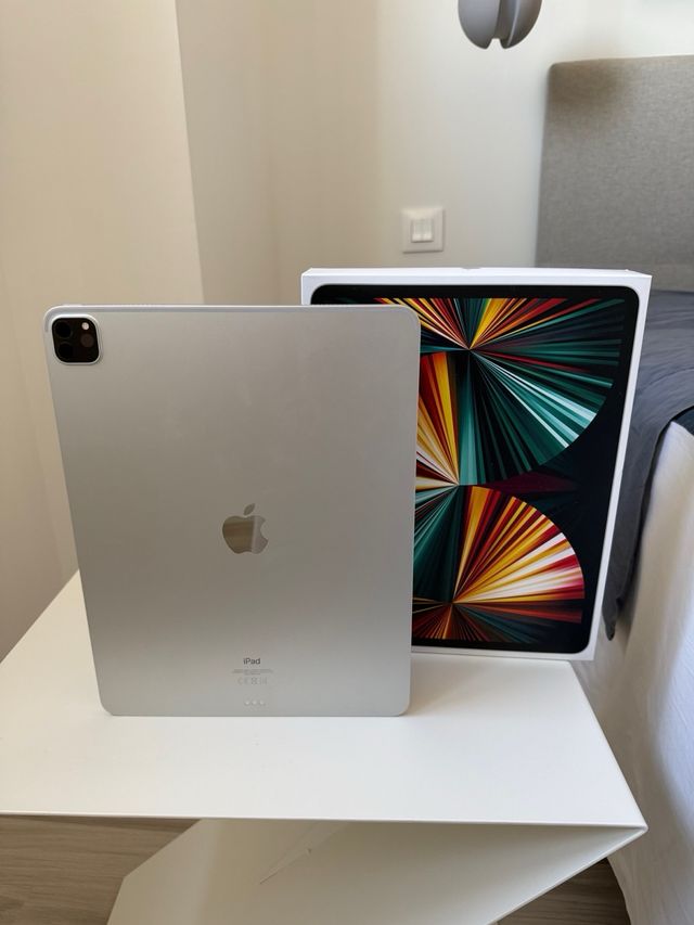 iPad Pro 12.9 2021 128GB Gris + Teclado iPad Pro