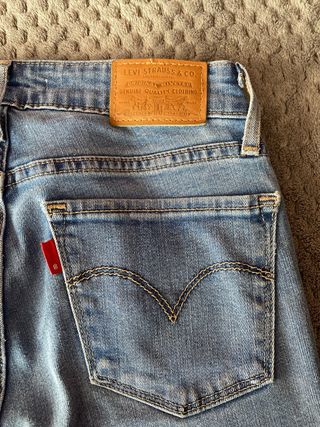 Pantalón Levi's Mujer Talla 34