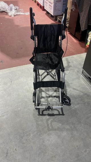 silla de ruedas, válida solo para andar x casa.
