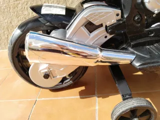 Moto de batería infantil BMW