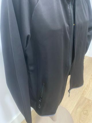 Chaqueta cortavientos Quechua negra