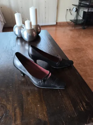 Zapatos de piel negros