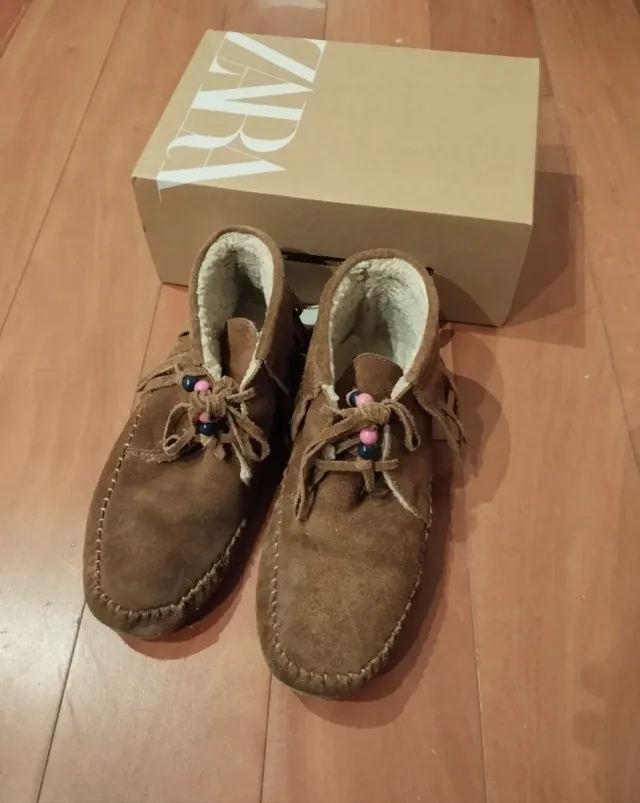 Botines niña Zara ante forrados