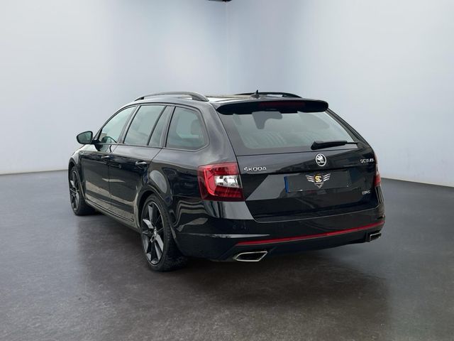 Skoda Octavia RS 2.0TDI 184cv SIN Ad vs Blue – DSG