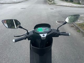 Sunra Robo RS - Moto Eléctrica 125cc - 2022