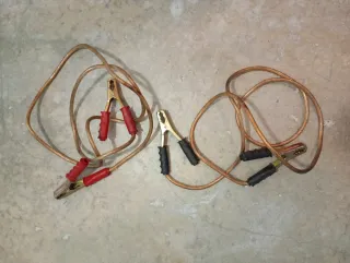 Pinzas batería coche