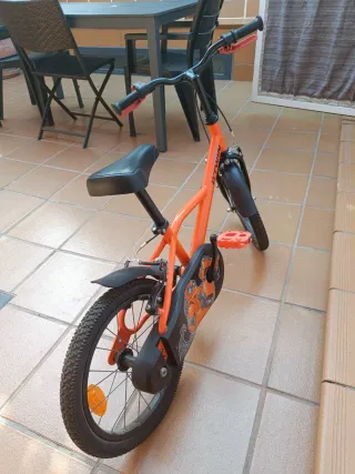 Bicicleta infantil BTWIN naranja 3-8 años