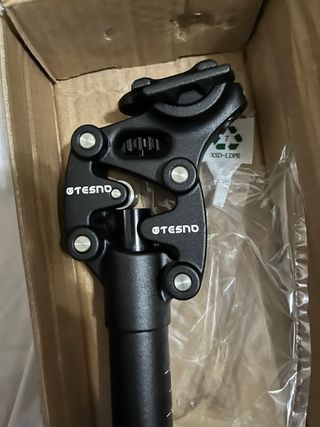 Tija sillín bicicleta negra TESNO