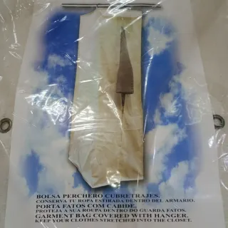 Funda perchero para trajes