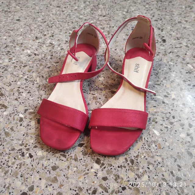 Sandalias rojas mujer