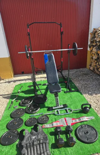 Gimnasio completo banco y pesas