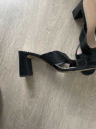 Sandalias Zara Tacón Piel Serpiente Talla 38