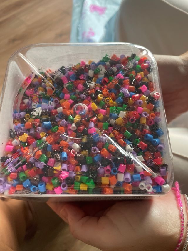 Tarro de cuentas Pyssla IKEA