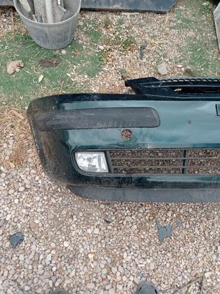 Parachoques Hyundai Getz Verde
Centralita  faro 