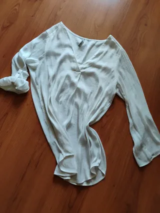 Blusa Stradivarius Satén Blanca