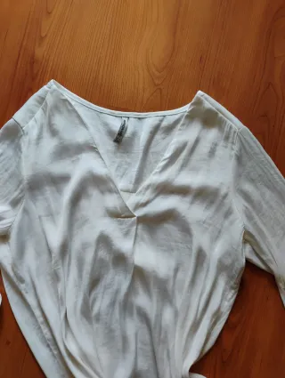 Blusa Stradivarius Satén Blanca