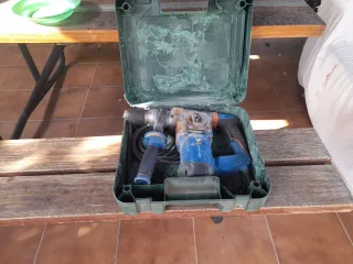 Taladro percutor Dexter