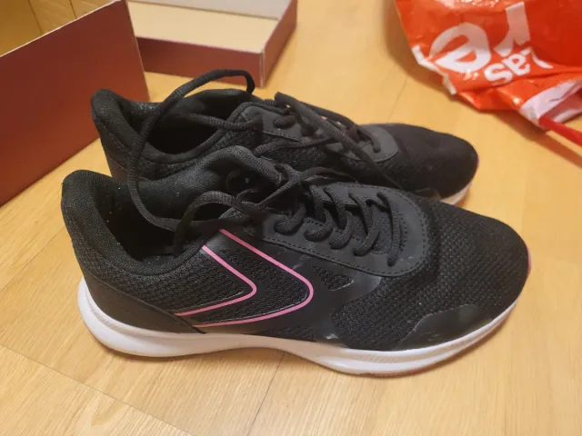 Zapatillas deportivas mujer negras y rosas