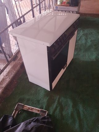 Forno elettrico con stufa a gas