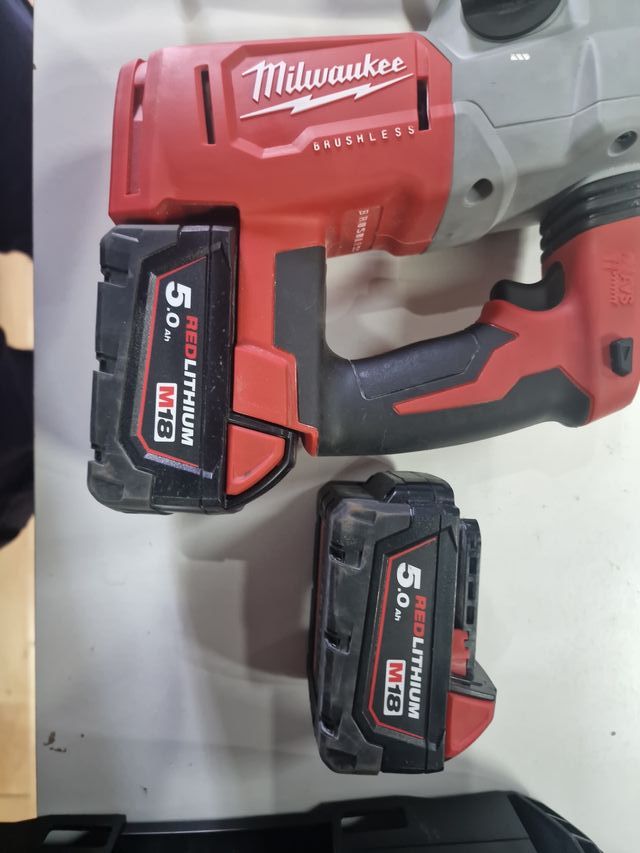 Milwaukee M18 BLHX Taladro Percutor