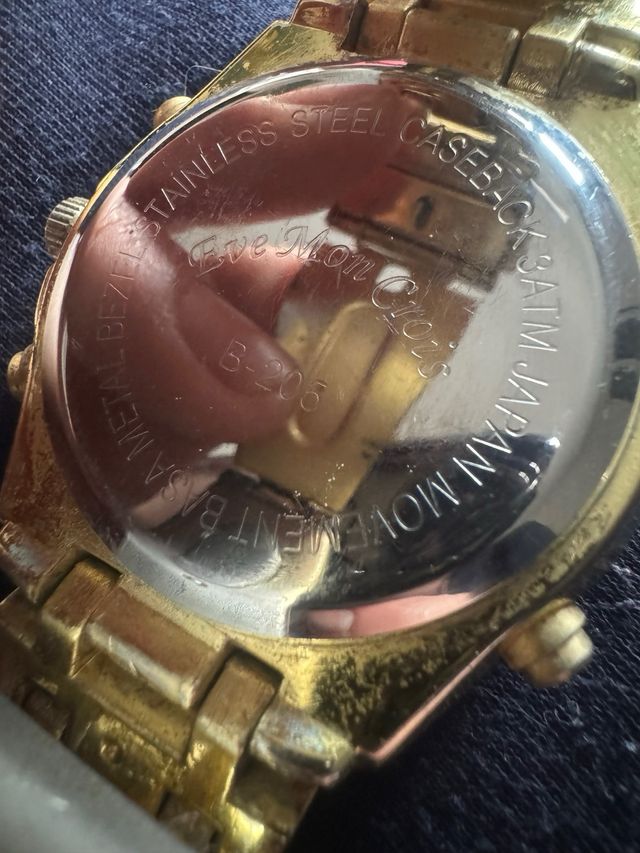 Reloj Gene Mon Cross Dorado Deportivo