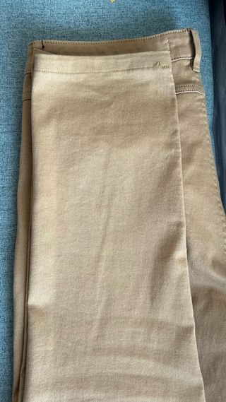 Pantalón Naf Naf beige mujer,talla 44
como nuevo