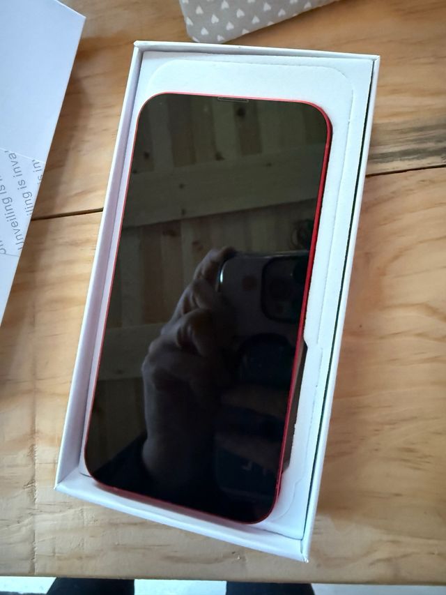 iPhone 13 256GB Rojo