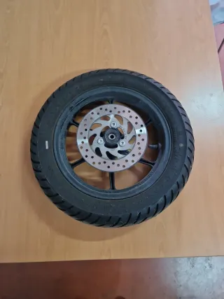 Rueda Yamaha Ray ZR con disco de freno