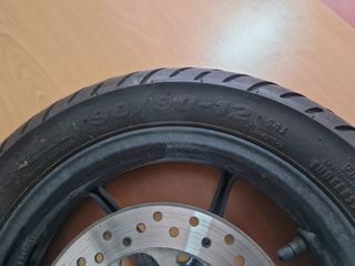 Rueda Yamaha Ray ZR con disco de freno