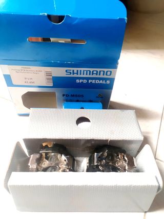 Pedales automáticos Shimano SPD para MTB