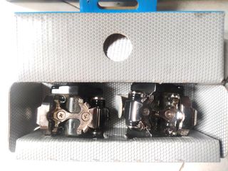 Pedales automáticos Shimano SPD para MTB