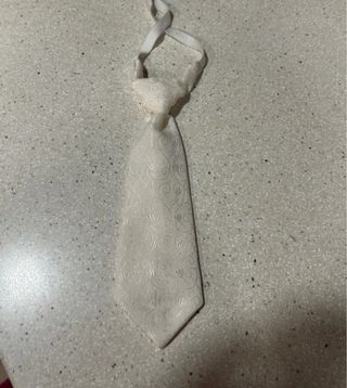 Corbata niño beige