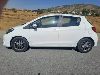 Toyota Yaris 2016