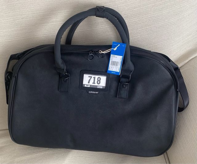Borsa Adidas Duffle Luxe — Nuovo + accessori