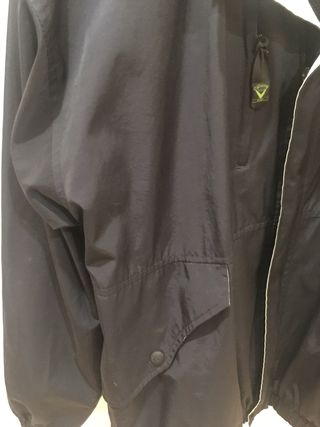 Callaway talla M Chubasquero