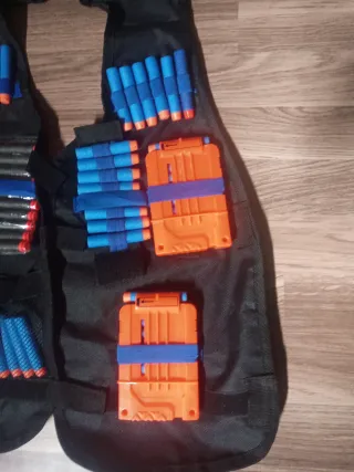 Chaleco Táctico Nerf con Balas y dos cargadores 