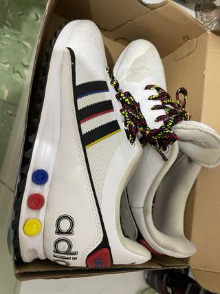 Zapatillas Adidas Blancas y Multicolor