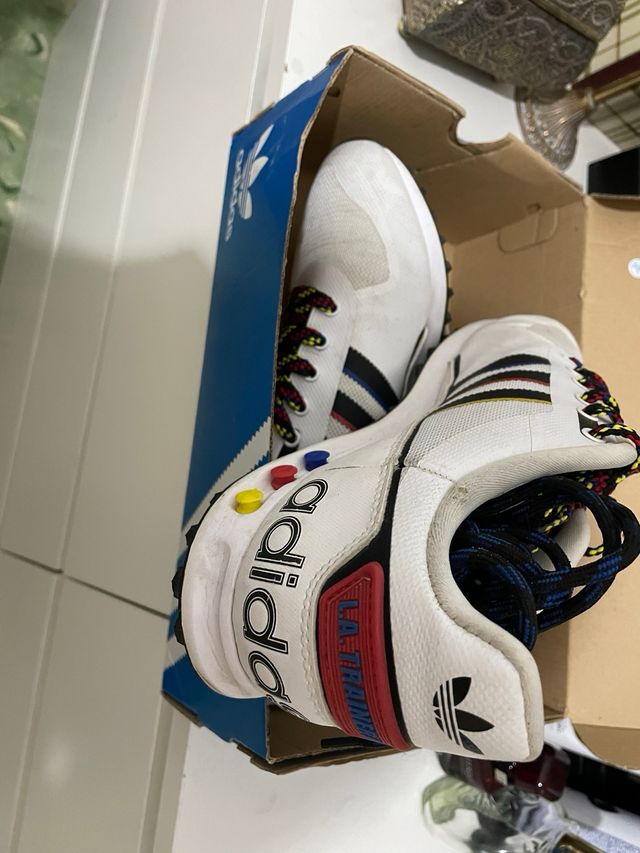 Zapatillas Adidas Blancas y Multicolor