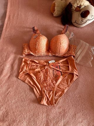 Conjunto lencería rojo encaje