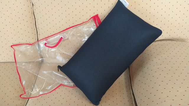 Almohada viscolástica - Cojín de viaje con funda