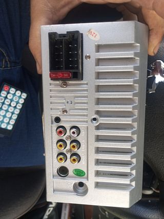 Pantalla Radio Coche 7018B