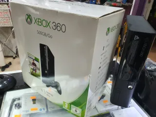 Consola Xbox 360 Slim 500GB Negra