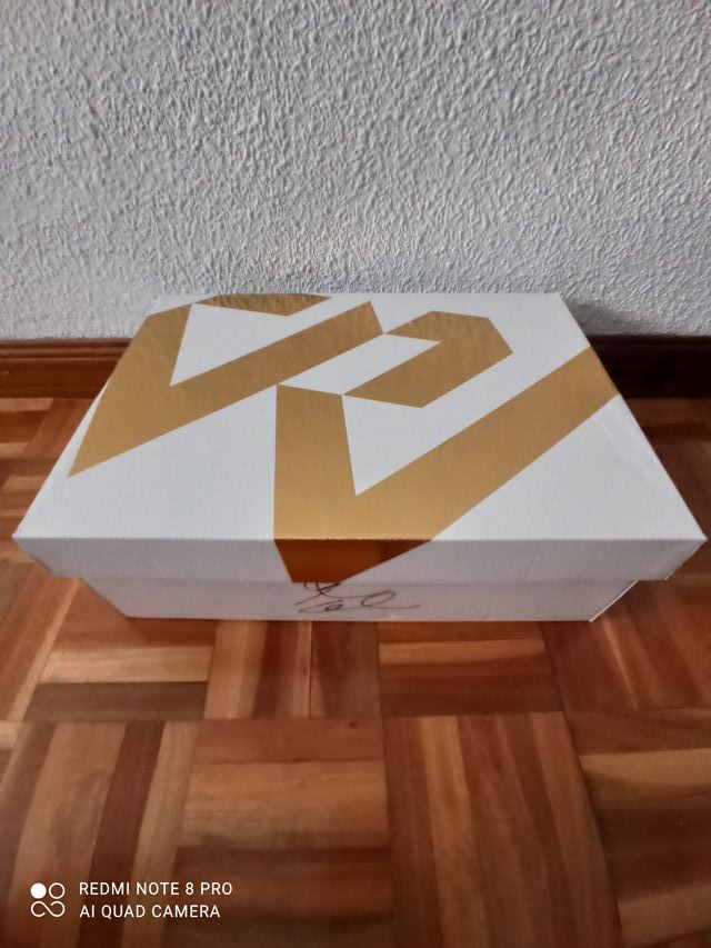 Jordan One Take 5 Rosa y Blanco