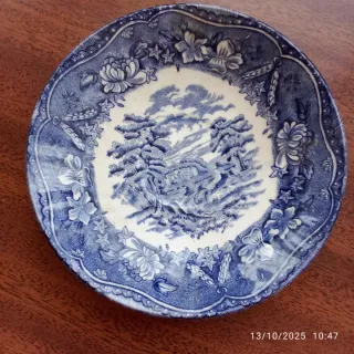 Tazzina e piattino vintage decorati