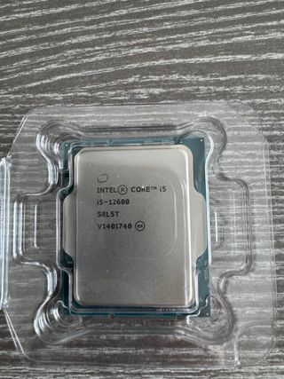 Intel i5 12600 con ventilador original