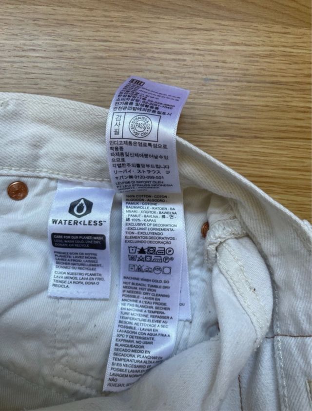 Vaqueros Levi's 501 Blancos