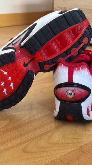 Zapatillas Nike Air Max Talla 44
zapatillas Asics 