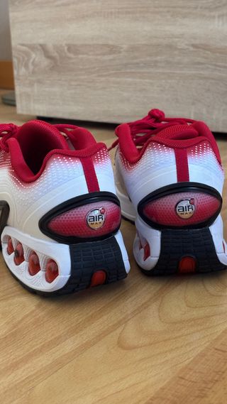 Zapatillas Nike Air Max Talla 44
zapatillas Asics 