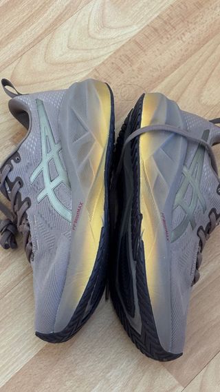 Zapatillas Nike Air Max Talla 44
zapatillas Asics 