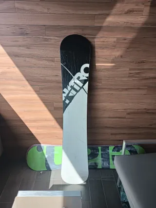 Tabla Snowboard Nitro Revolt 158 Hombre